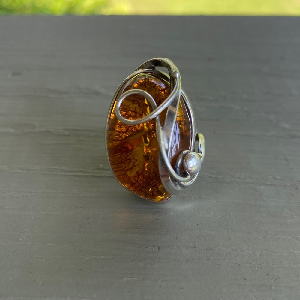 Sterling silver & amber stone ring